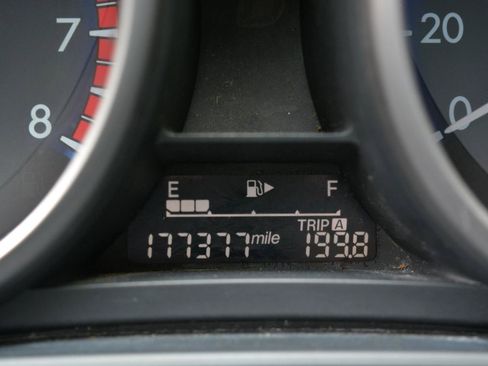 Used 2012 MAZDA MAZDA3 i Grand Touring w/ Tech Pkg FWD image 19