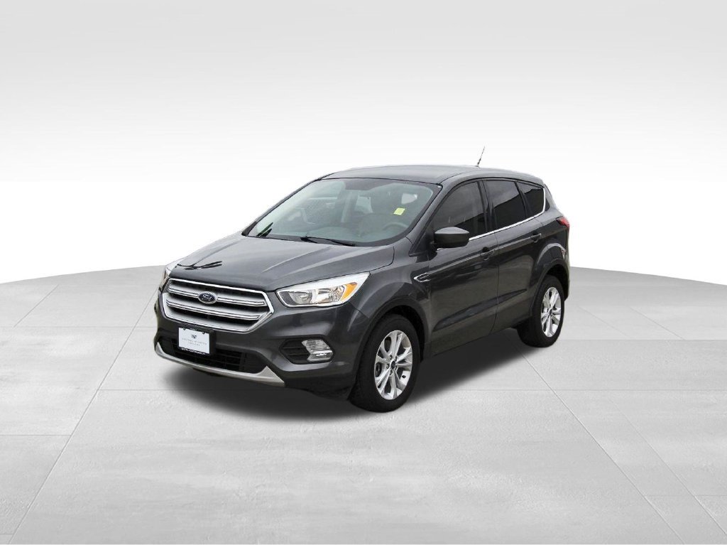 Used 2019 Ford Escape SE FWD image 2