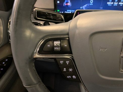 Used 2023 Lincoln Navigator Black Label AWD/4WD image 25