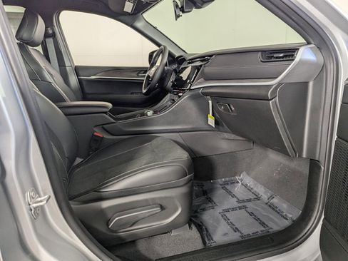 New 2026 Jeep Grand Cherokee Altitude image 26