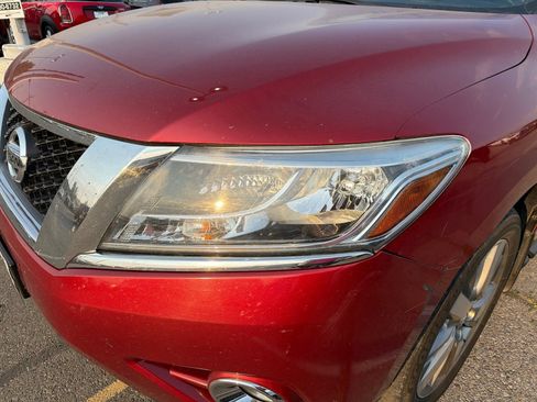 Used 2014 Nissan Pathfinder Platinum w/ Cargo Package AWD/4WD image 2