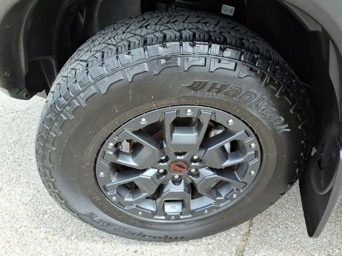 Certified 2024 Nissan Frontier PRO-4X w/ Pro Premium Package image 22