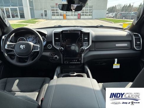 New 2026 RAM 1500 Big Horn AWD/4WD image 10