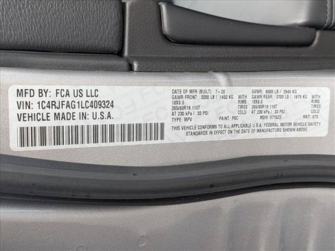 Used 2020 Jeep Grand Cherokee Laredo w/ Quick Order Package 2BN North AWD/4WD image 25