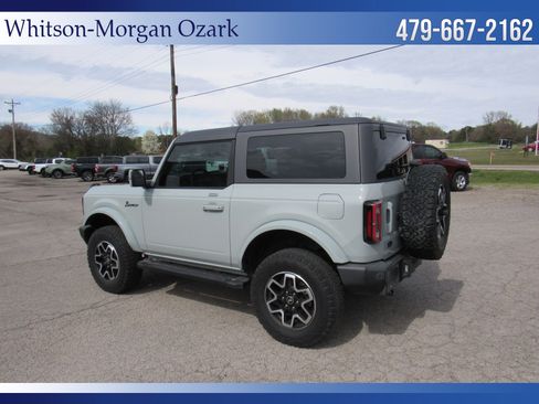 Used 2022 Ford Bronco Outer Banks image 8