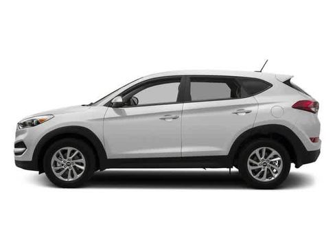 Used 2017 Hyundai Tucson Sport w/ Cargo Package AWD/4WD image 3