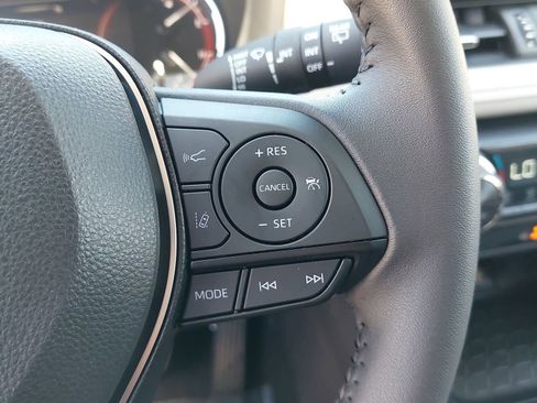 Used 2025 Toyota RAV4 XLE Premium FWD image 18