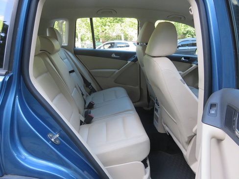Used 2017 Volkswagen Tiguan S AWD/4WD image 20
