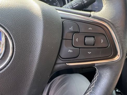 Used 2023 Buick Encore GX Preferred w/ Cold Weather Comfort Package FWD image 10