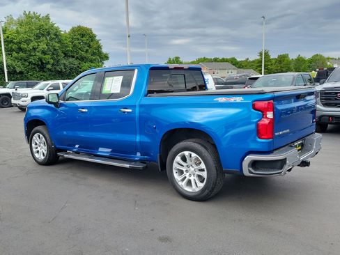 Used 2022 Chevrolet Silverado 1500 LTZ w/ LTZ Premium Package AWD/4WD image 3