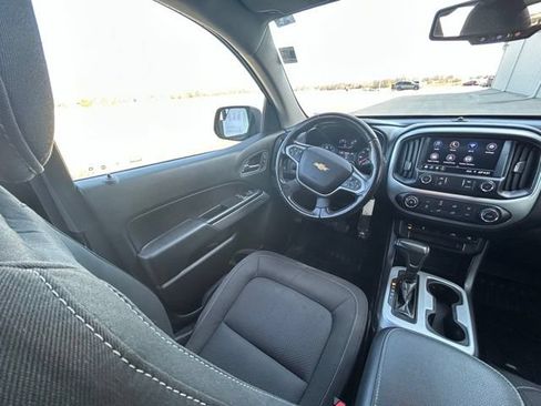 Used 2021 Chevrolet Colorado LT w/ Fleet Safety Package RWD image 27