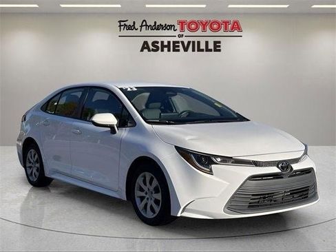 Used 2023 Toyota Corolla LE image 69