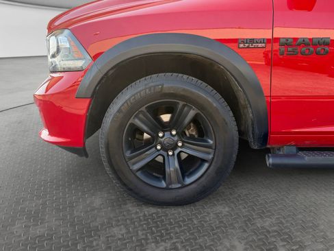 Used 2018 RAM 1500 Sport w/ Quick Order Package 26Q Night AWD/4WD image 9