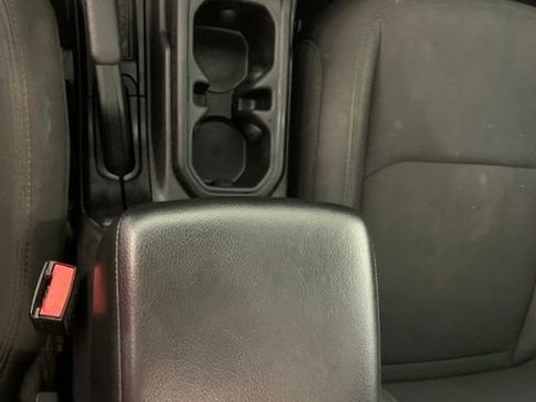 Used 2021 Jeep Wrangler Unlimited Sport AWD/4WD image 21