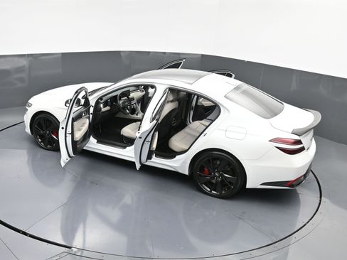 Used 2022 Genesis G70 3.3T w/ Sport Prestige Package image 42