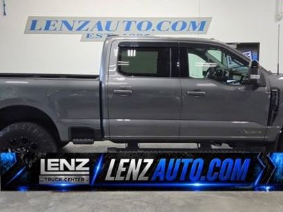 Used 2025 Ford F250 Lariat w/ Black Appearance Package