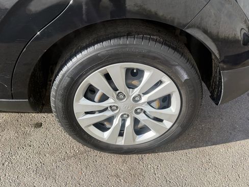 Used 2020 Kia Soul LX image 9