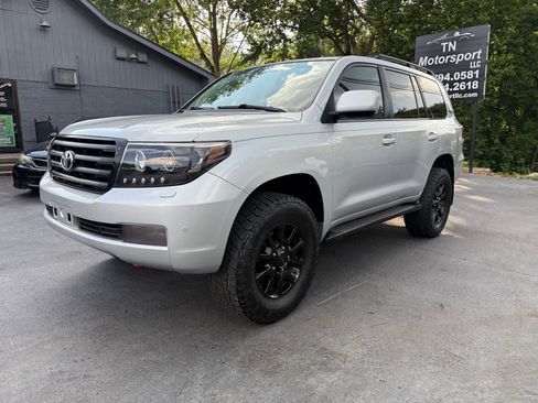 Used 2009 Toyota Land Cruiser image 31