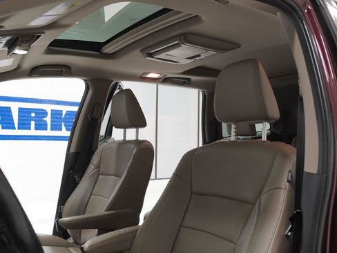 Used 2016 Honda Pilot Elite image 6