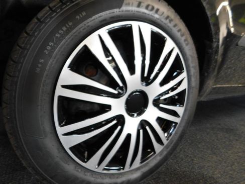 Used 2013 Kia Soul + w/ Audio Pkg image 17