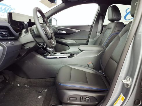 New 2026 Buick Envista Sport Touring w/ Convenience I Package FWD image 7