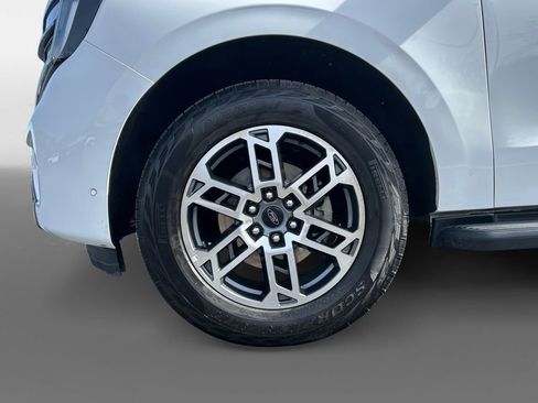 Used 2025 Ford Expedition Max Active image 16