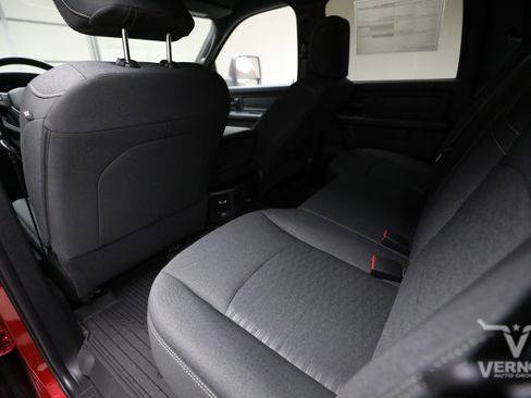 New 2026 RAM 3500 Tradesman AWD/4WD image 9