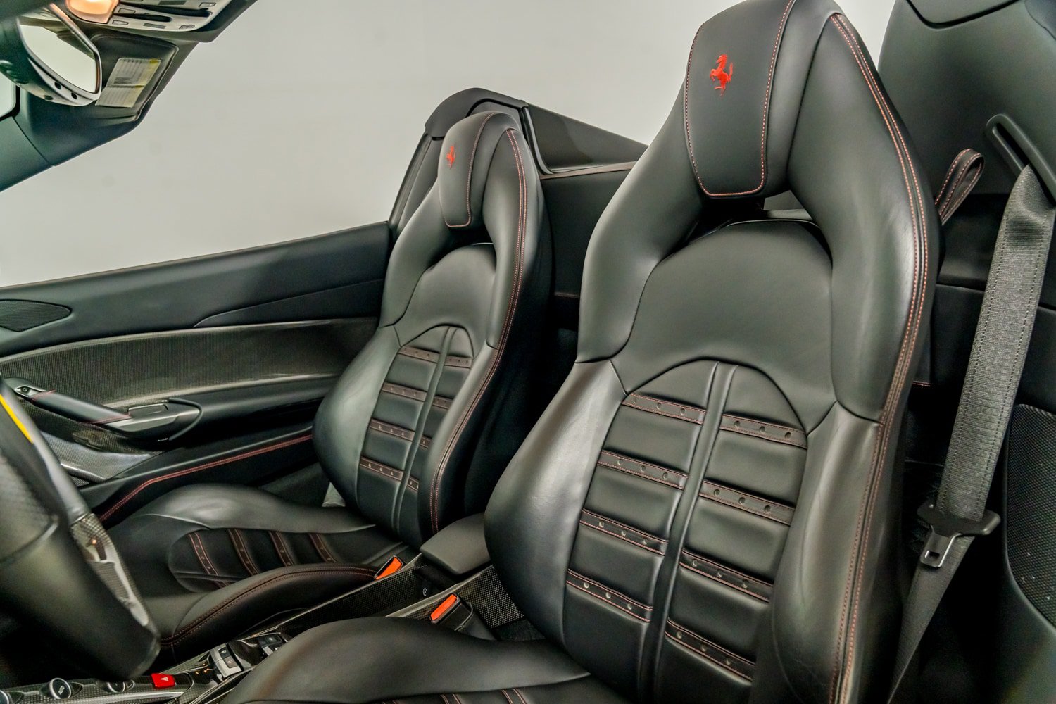 Certified 2018 Ferrari 488 Spider RWD image 33