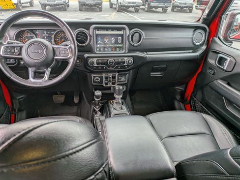 Used 2020 Jeep Gladiator Overland image 23