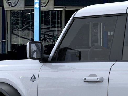 New 2025 Ford Bronco Outer Banks w/ Sasquatch Package image 22