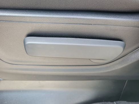 New 2026 RAM 1500 4x4 Crew Cab image 12