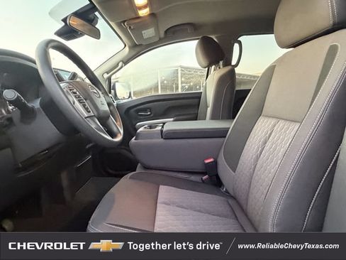 Used 2024 Nissan Titan SV w/ Accessory Utility Package RWD image 30