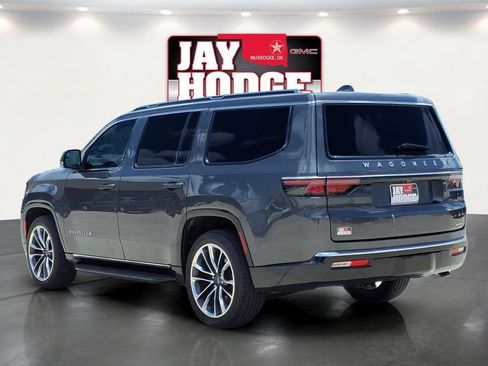 Used 2022 Jeep Wagoneer Series II w/ Premium Group I RWD image 4