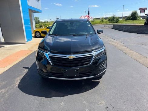 Used 2024 Chevrolet Equinox LT w/ LPO, Floor Liner Package FWD image 3