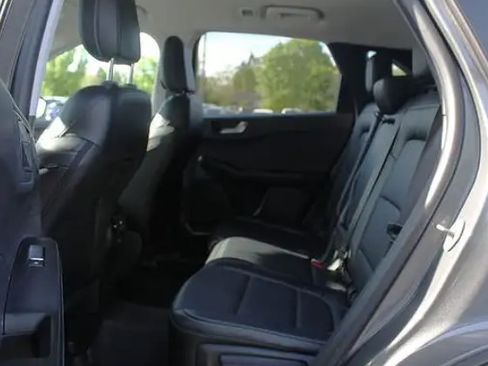 Used 2022 Ford Escape SEL FWD image 13