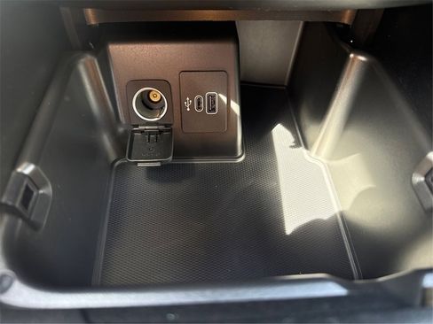 New 2025 Ford Explorer ST-Line image 29