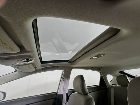 Used 2014 Toyota Prius Three w/ Solar Roof Package image 23