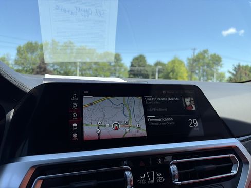 Used 2022 BMW M4 xDrive Competition AWD/4WD image 45