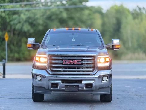 Used 2015 GMC Sierra 2500 SLE w/ All-Terrain HD Package AWD/4WD image 5