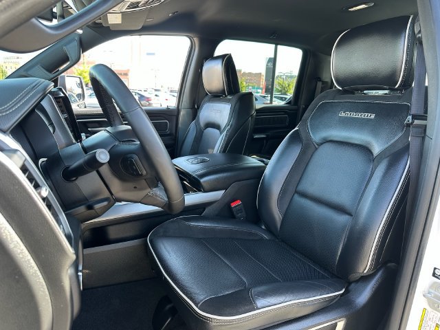 Used 2025 RAM 1500 Laramie AWD/4WD image 9