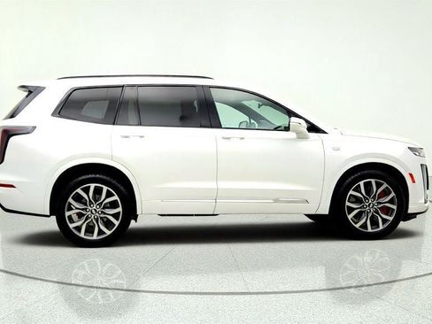 Used 2024 Cadillac XT6 Sport AWD/4WD image 4