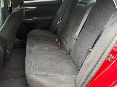 Used 2015 Nissan Altima 2.5 S w/ Power Driver Seat Package FWD image 12