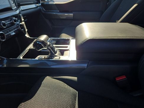 Certified 2022 Ford F150 XLT w/ Equipment Group 302A High image 22