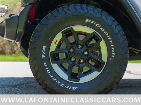 Used 2020 Jeep Gladiator Sport w/ Technology Group image 15