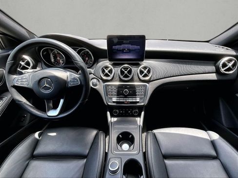 Used 2019 Mercedes-Benz CLA 250 image 16