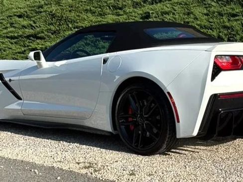 Used 2019 Chevrolet Corvette Stingray Convertible Z51 2LT RWD image 12