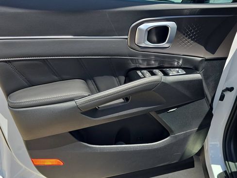 New 2026 Kia Sorento SX FWD image 18