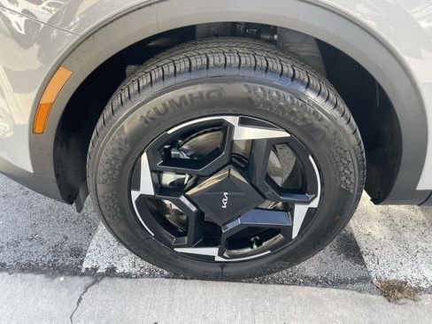 New 2026 Kia Sportage EX image 35