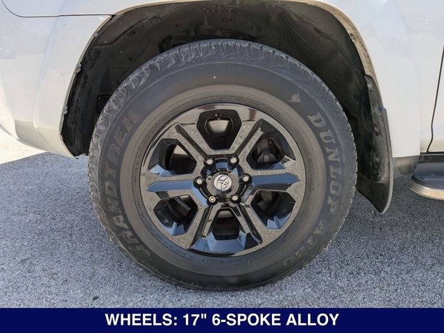 Used 2022 Toyota 4Runner SR5 RWD image 28