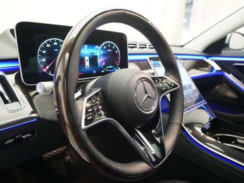 Used 2022 Mercedes-Benz S 580 4MATIC Sedan image 8